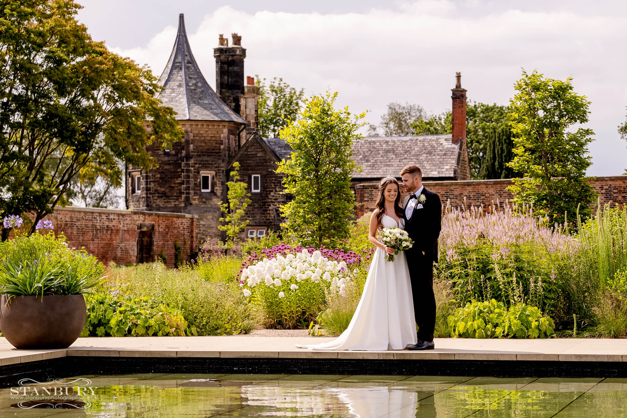 bride-and-groom-manchester-wedding-photographers-stanbury-photography